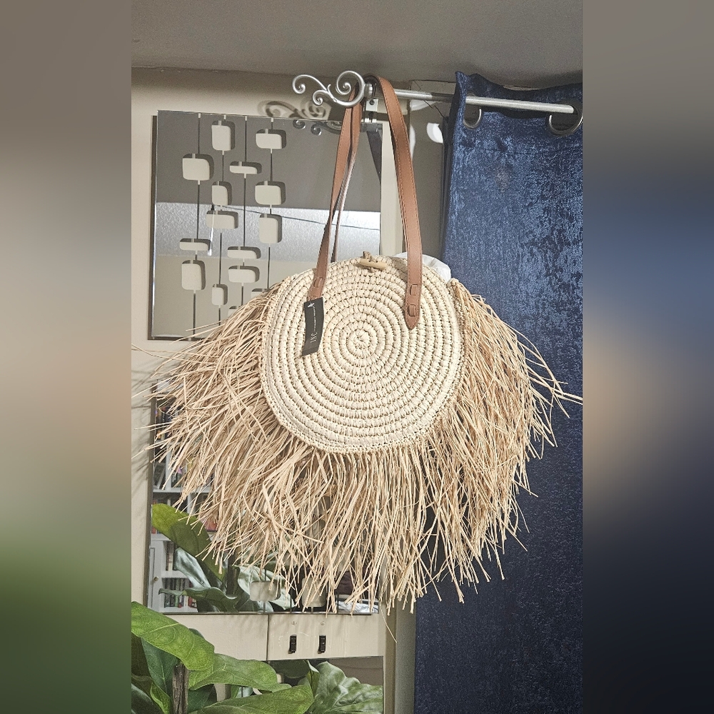 NWT INC International Concepts Tan and Cream Fringe Tote - Picture 2 of 4